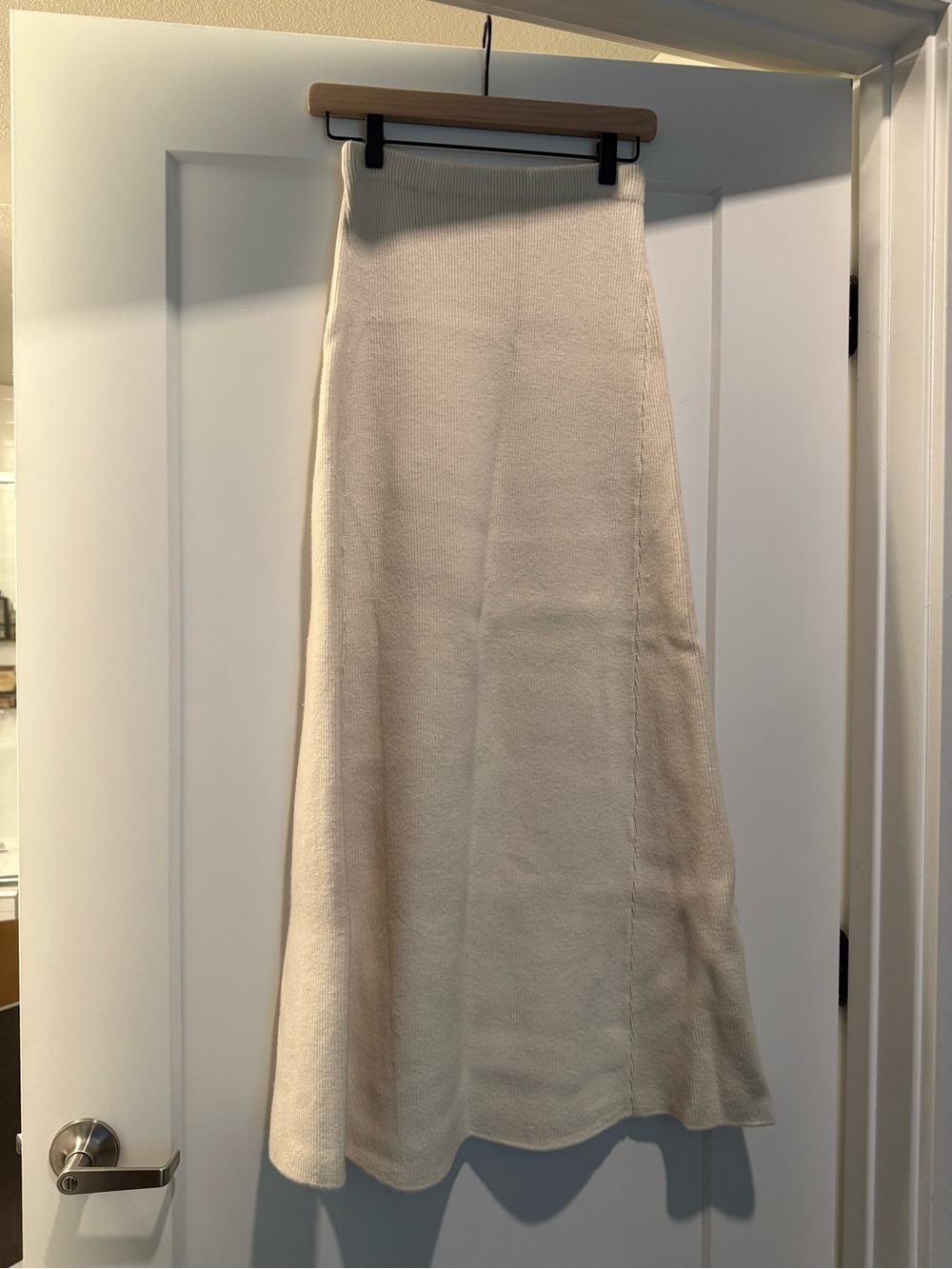 DISSH Cream Two-Piece Knit Vest and Skirt Set - Picture 14 of 16